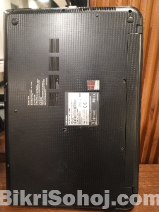 Toshiba Core i3 4/128SSD 6Gen 70% Fresh